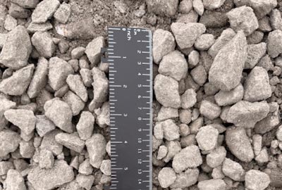 photo de Hèches de calibre 0/20 avec règle