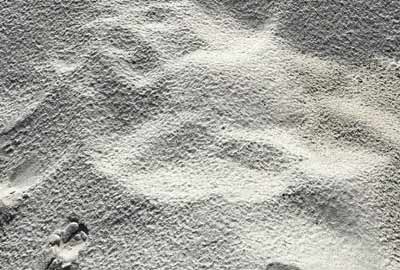 photographie de ssable blanc silicieux